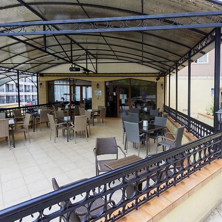 Hotel Naslada بالشيك المظهر الخارجي الصورة