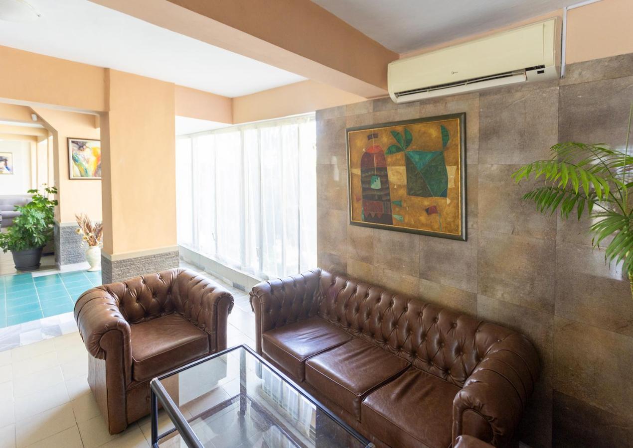 Hotel Naslada بالشيك المظهر الخارجي الصورة