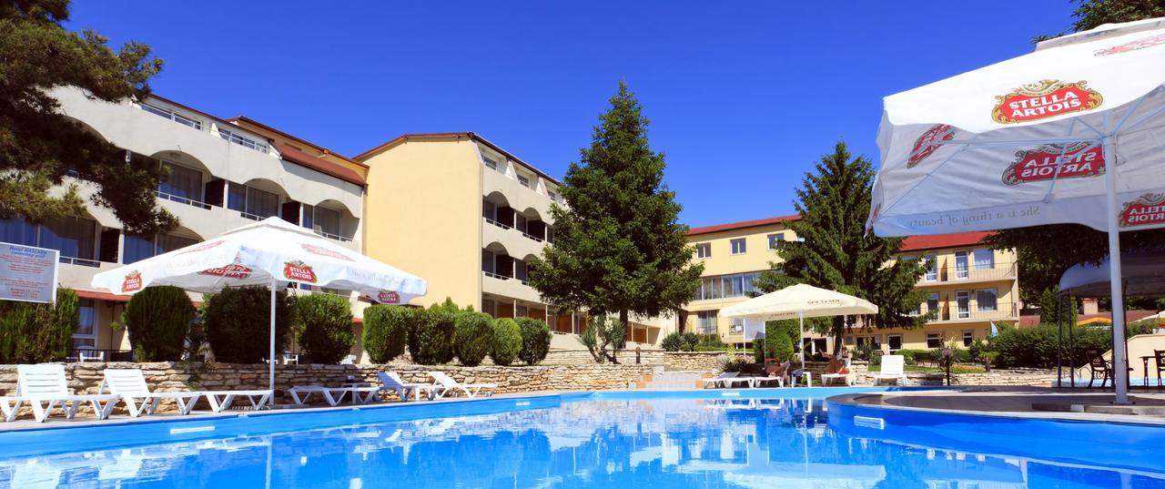 Hotel Naslada بالشيك المظهر الخارجي الصورة