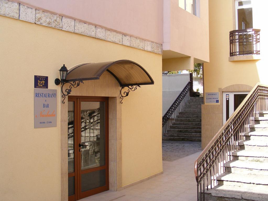 Hotel Naslada بالشيك المظهر الخارجي الصورة